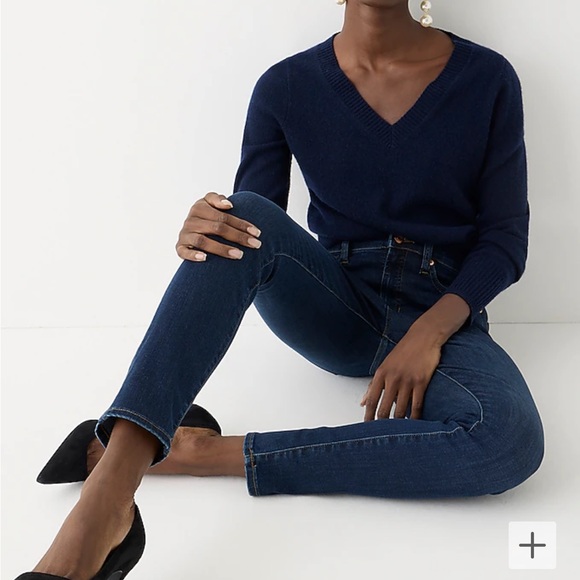 9" mid-rise toothpick jean in Point Lake wash - Picture 3 of 4